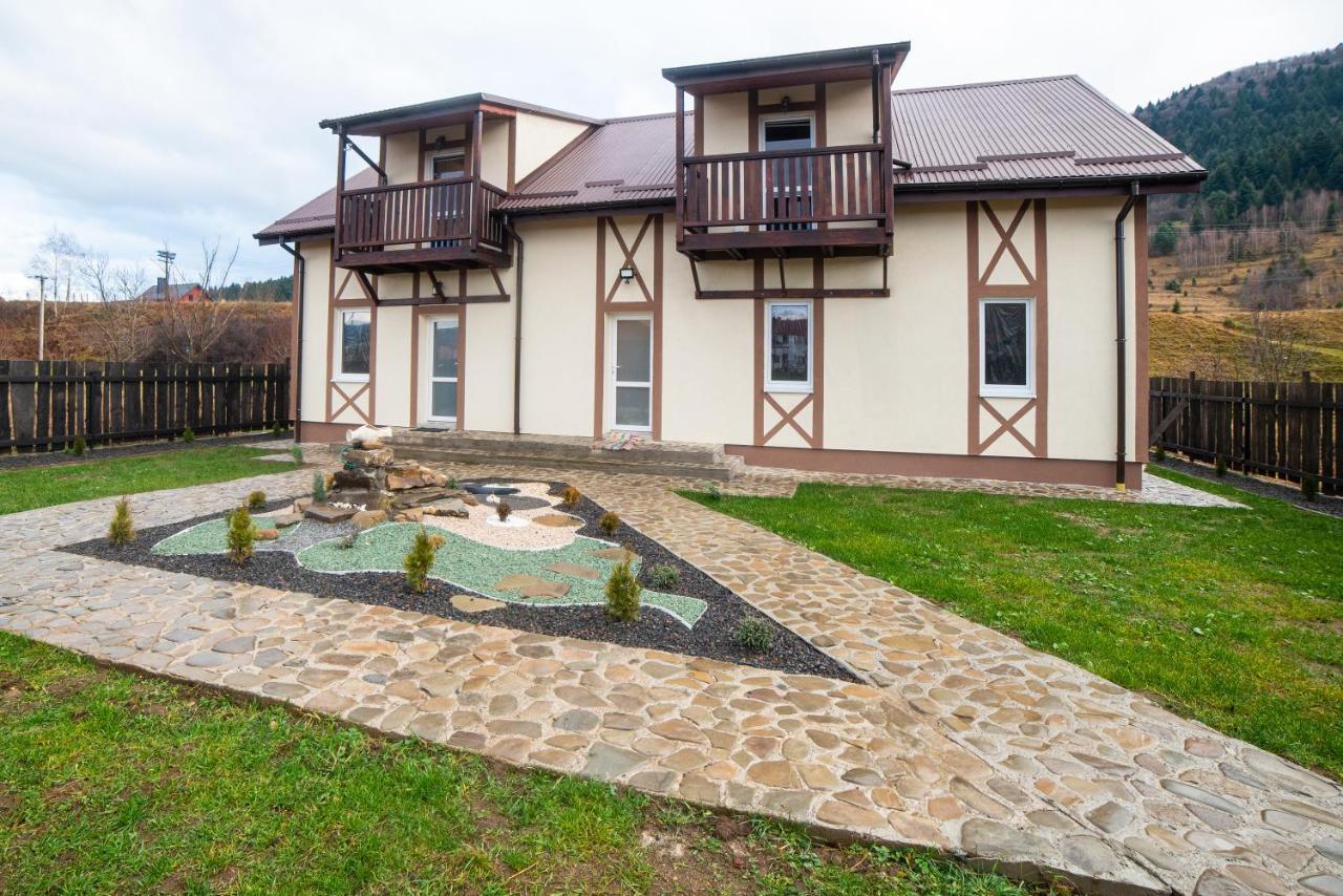 Котедж "Під Горбком" Korchin Exterior foto